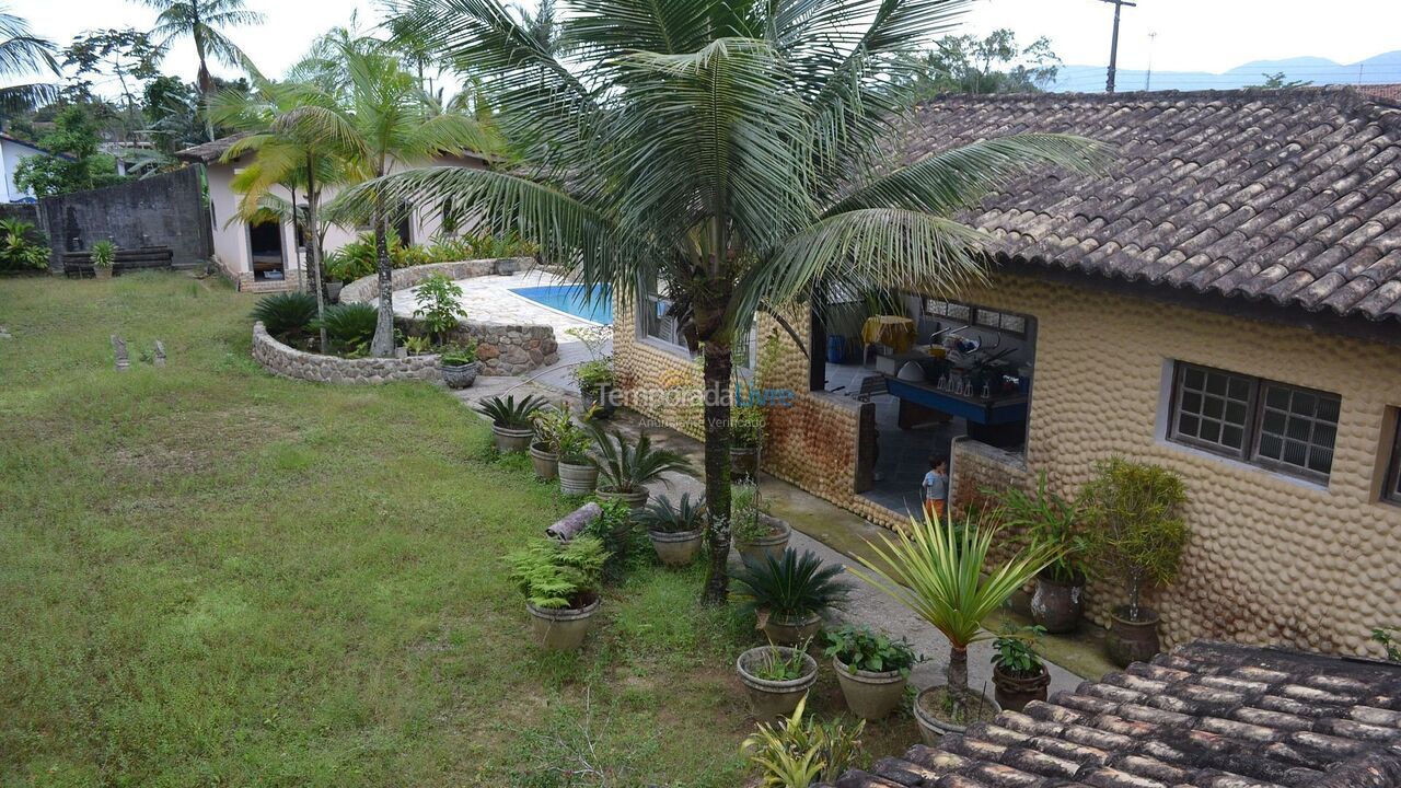 Casa para aluguel de temporada em Ubatuba (Lagoinha)