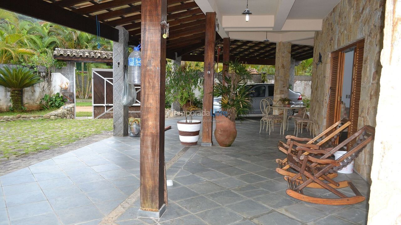 Casa para aluguel de temporada em Ubatuba (Lagoinha)
