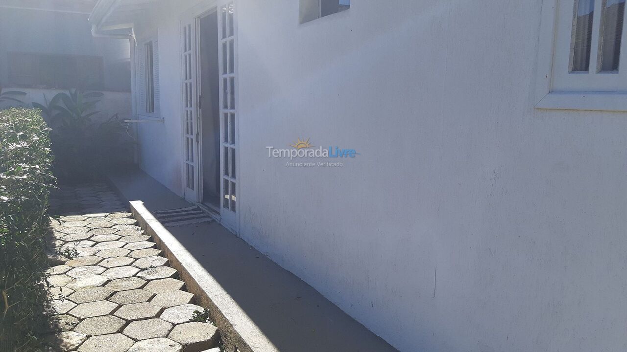 Apartamento para alquiler de vacaciones em Ubatuba (Maranduba)