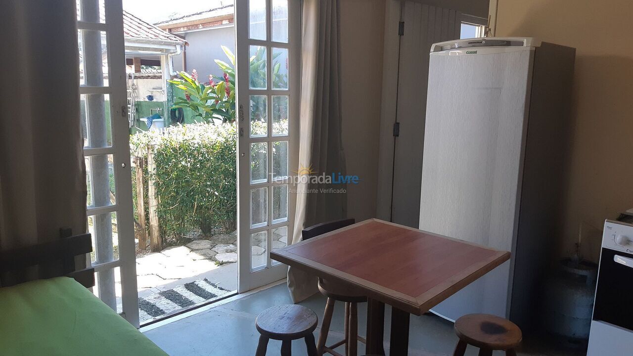 Apartamento para alquiler de vacaciones em Ubatuba (Maranduba)