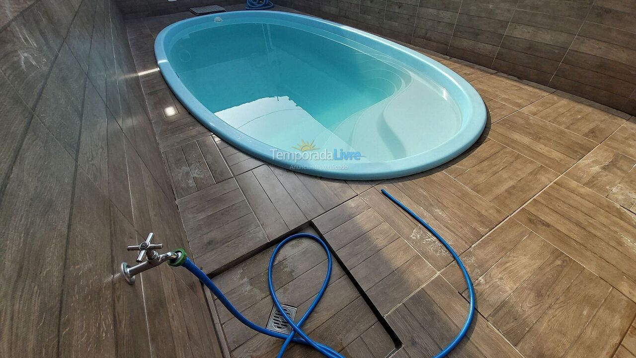 Casa para aluguel de temporada em Ubatuba (Maranduba)