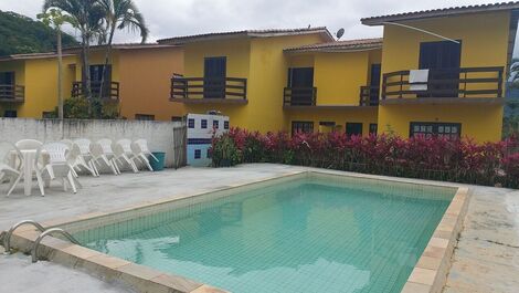 0184.01 - Maranduba - Apartamento - 2 Dorm - 8 Pess - 300M Do Mar -...