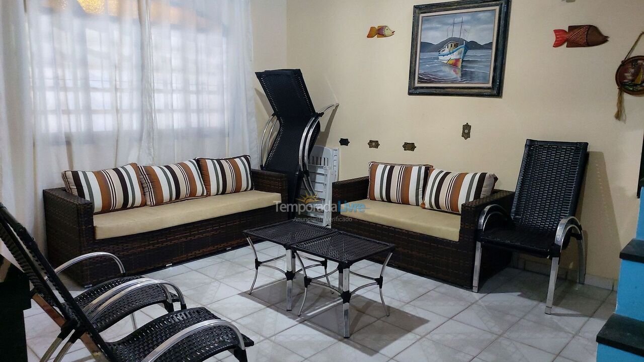 Casa para aluguel de temporada em Ubatuba (Maranduba)