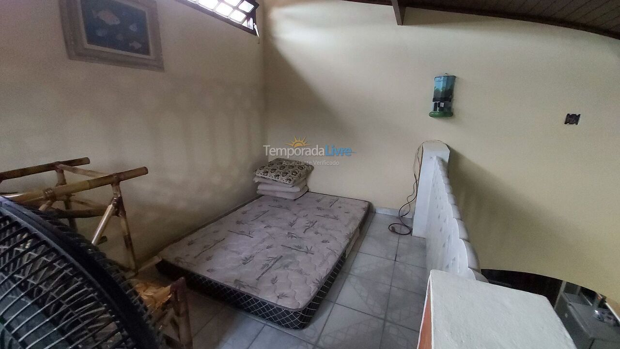 Casa para aluguel de temporada em Ubatuba (Maranduba)