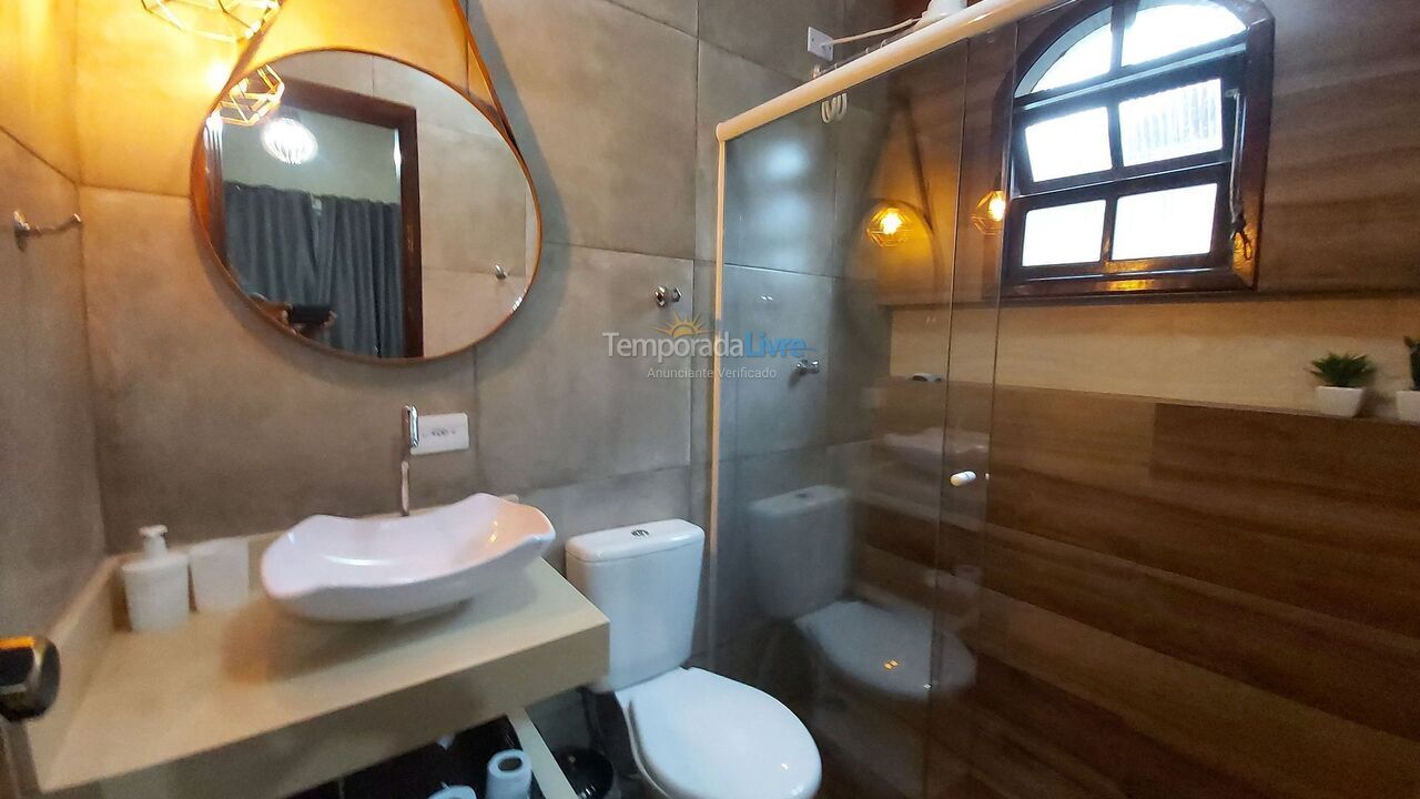 Casa para aluguel de temporada em Ubatuba (Maranduba)