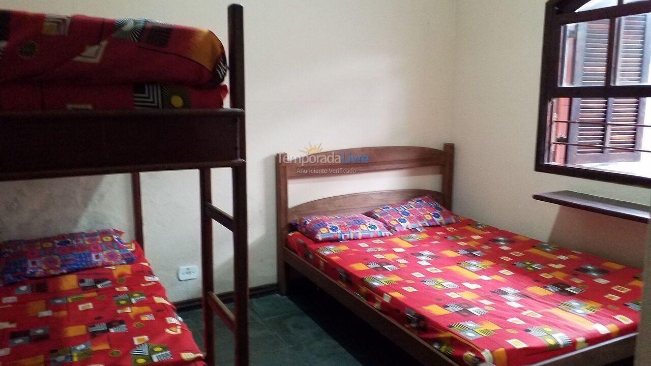 Apartamento para aluguel de temporada em Ubatuba (Maranduba)