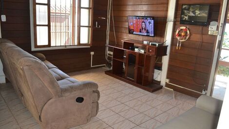 0006.06 - Maranduba - House - 2 Bedrooms - 12 People - 300m from...