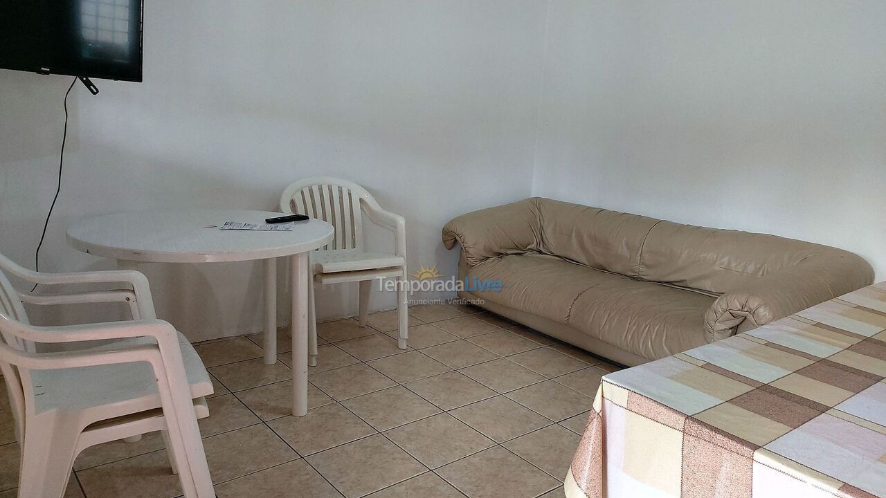 Casa para aluguel de temporada em Ubatuba (Maranduba)