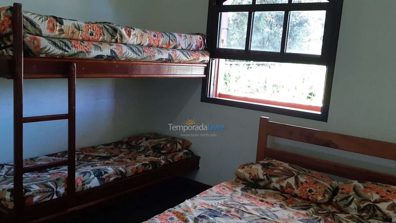 Apartamento para aluguel de temporada em Ubatuba (Maranduba)