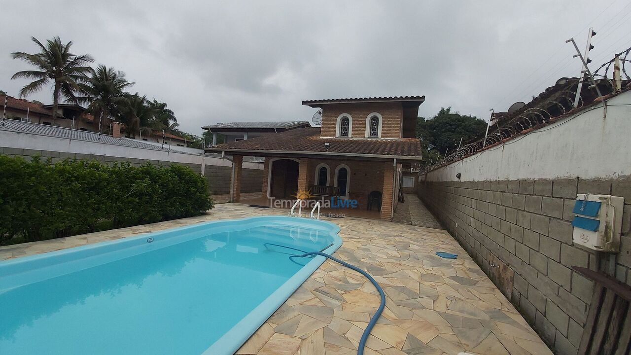 Casa para aluguel de temporada em Ubatuba (Maranduba)