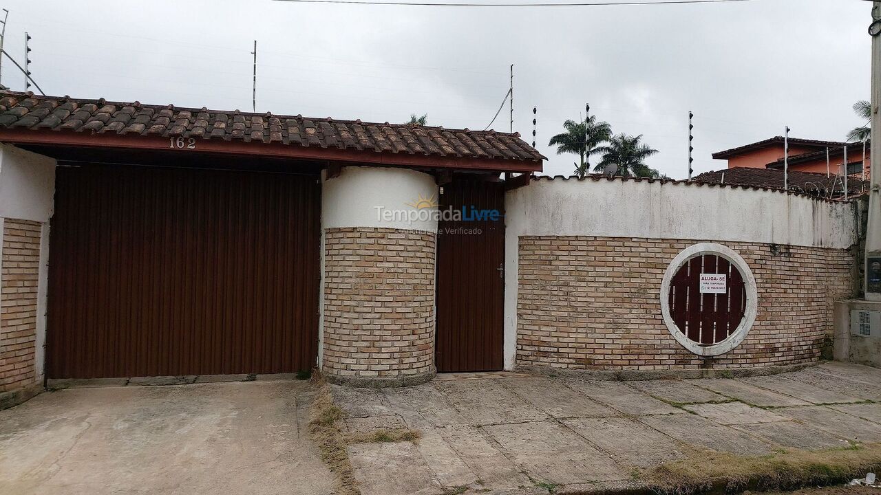 Casa para aluguel de temporada em Ubatuba (Maranduba)