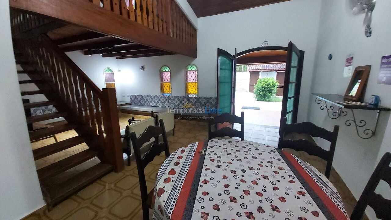 Casa para aluguel de temporada em Ubatuba (Maranduba)