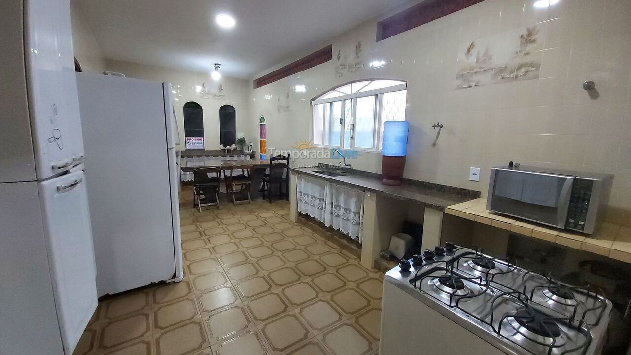 Casa para aluguel de temporada em Ubatuba (Maranduba)