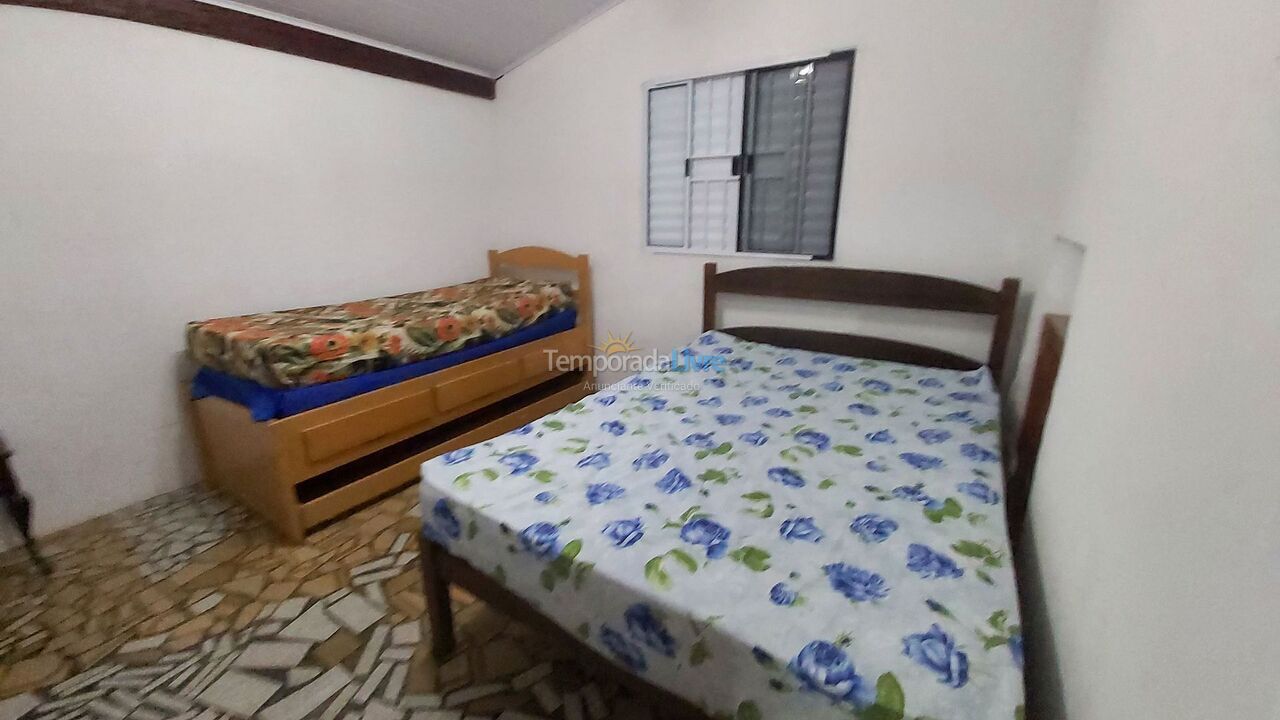 Casa para aluguel de temporada em Ubatuba (Maranduba)
