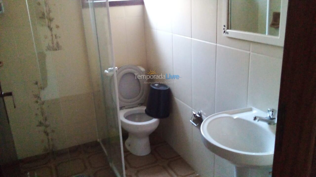 Casa para aluguel de temporada em Ubatuba (Maranduba)