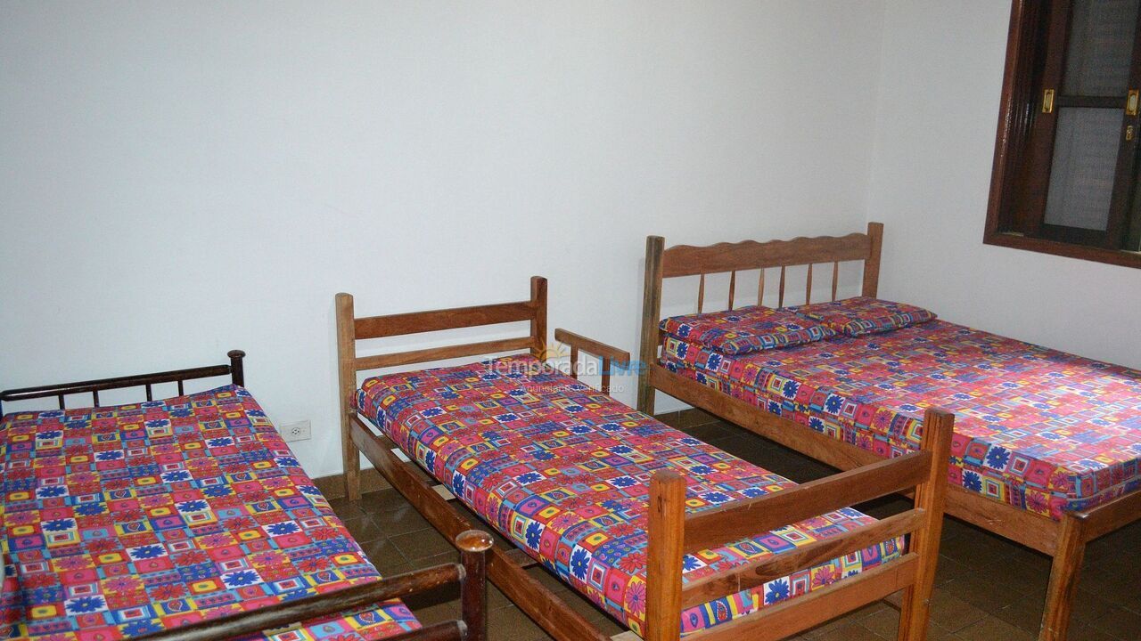 Casa para alquiler de vacaciones em Ubatuba (Maranduba)