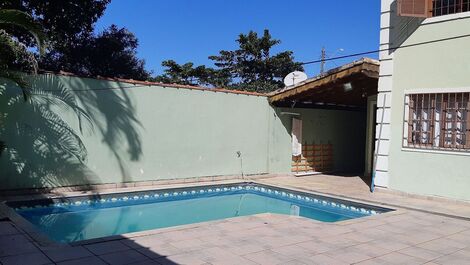 0112.00 - Casa - Piscina - Praia do Sape - 3 Dormitórios - 10...