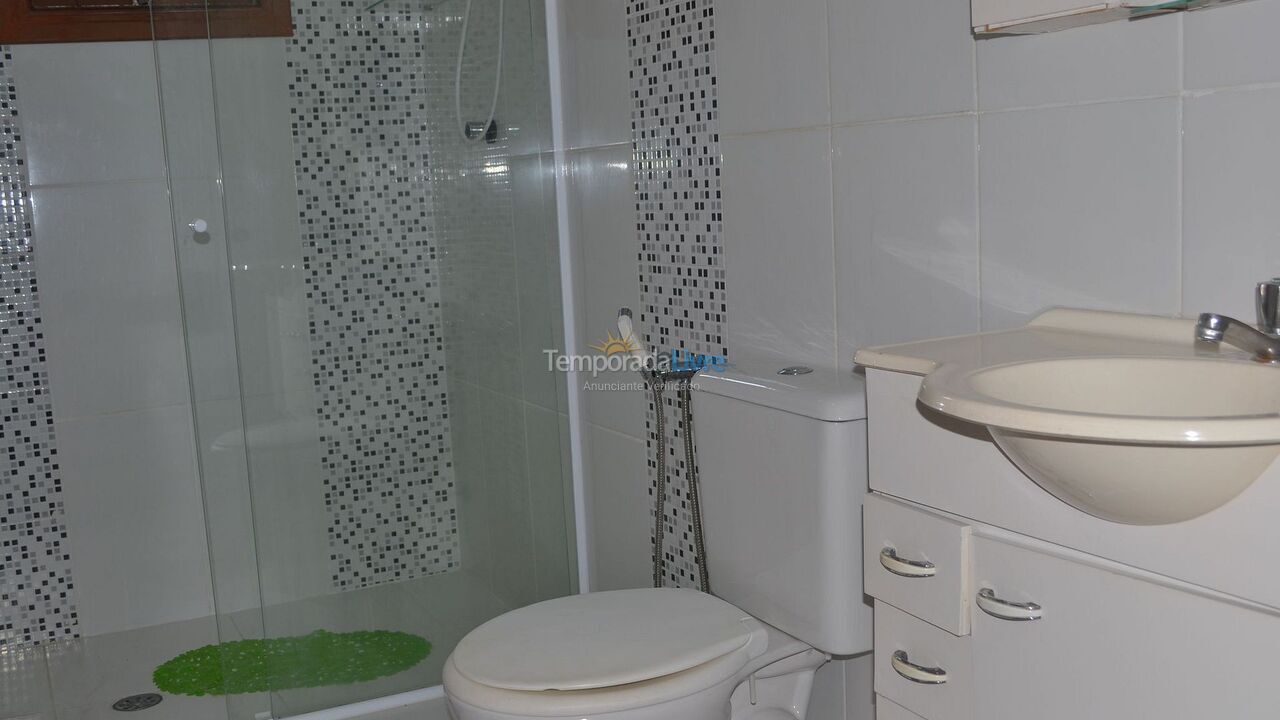 Casa para aluguel de temporada em Ubatuba (Praia do Sape)