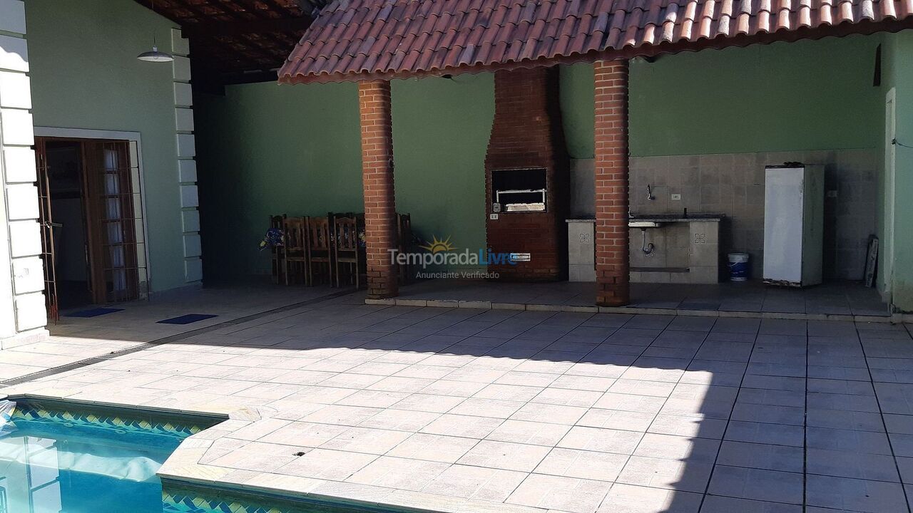 Casa para aluguel de temporada em Ubatuba (Praia do Sape)