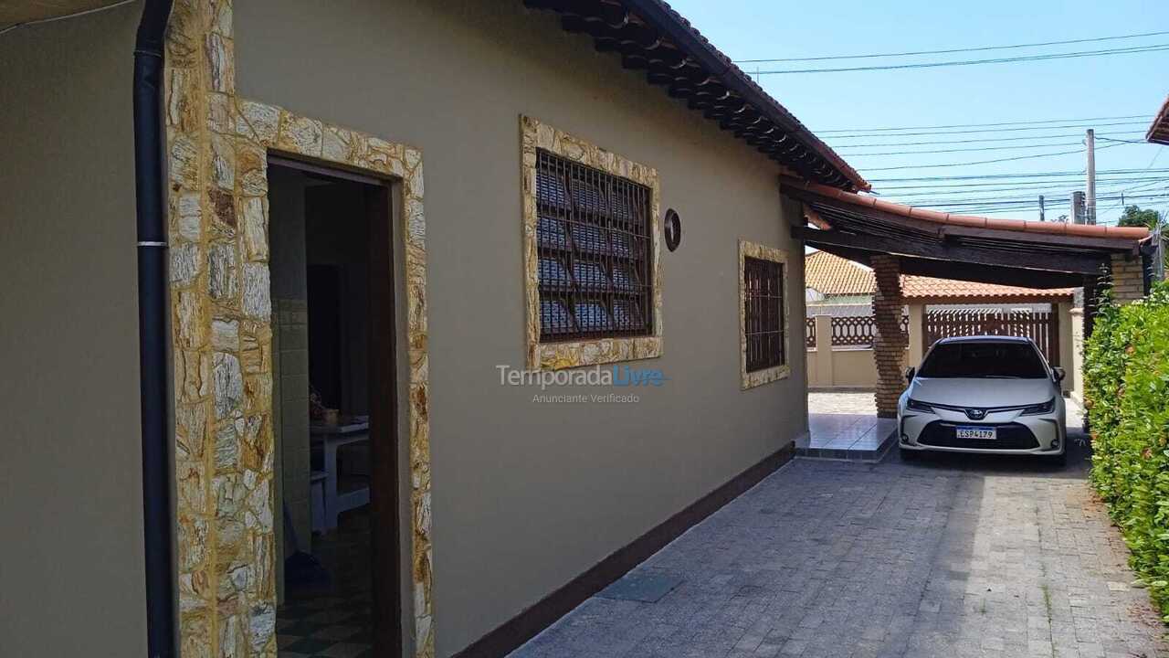 House for vacation rental in Bertioga (Praia Sesc Maitinga)