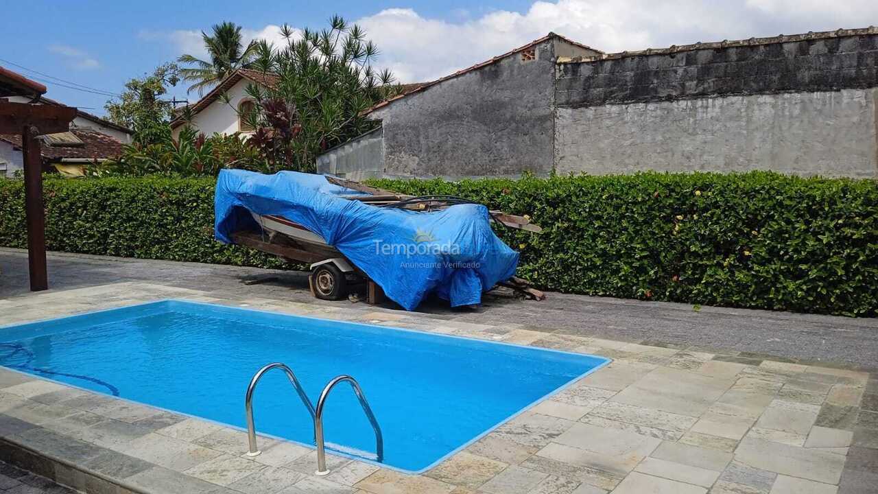 House for vacation rental in Bertioga (Praia Sesc Maitinga)