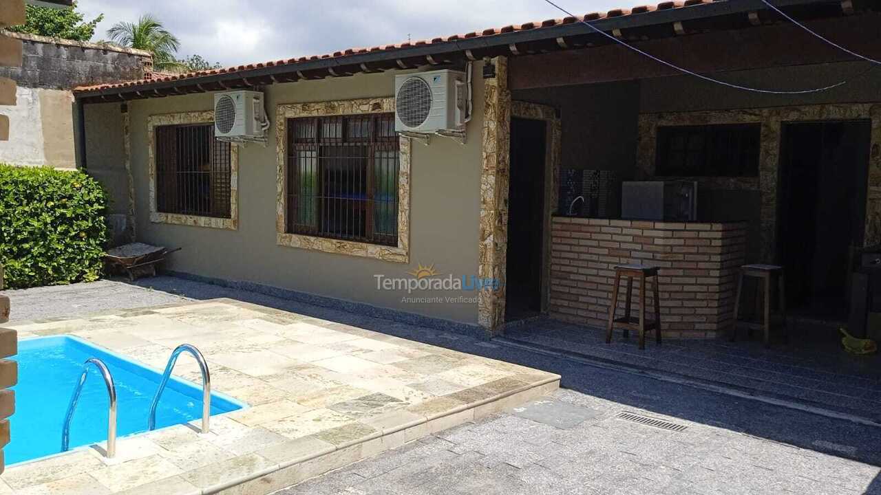 House for vacation rental in Bertioga (Praia Sesc Maitinga)