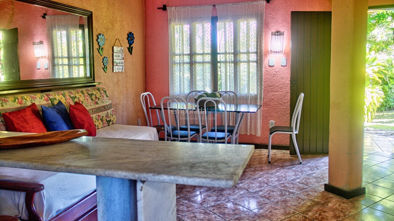 Casa para alquiler de vacaciones em Arraial D´Ajuda (Loteamento de Parracho)