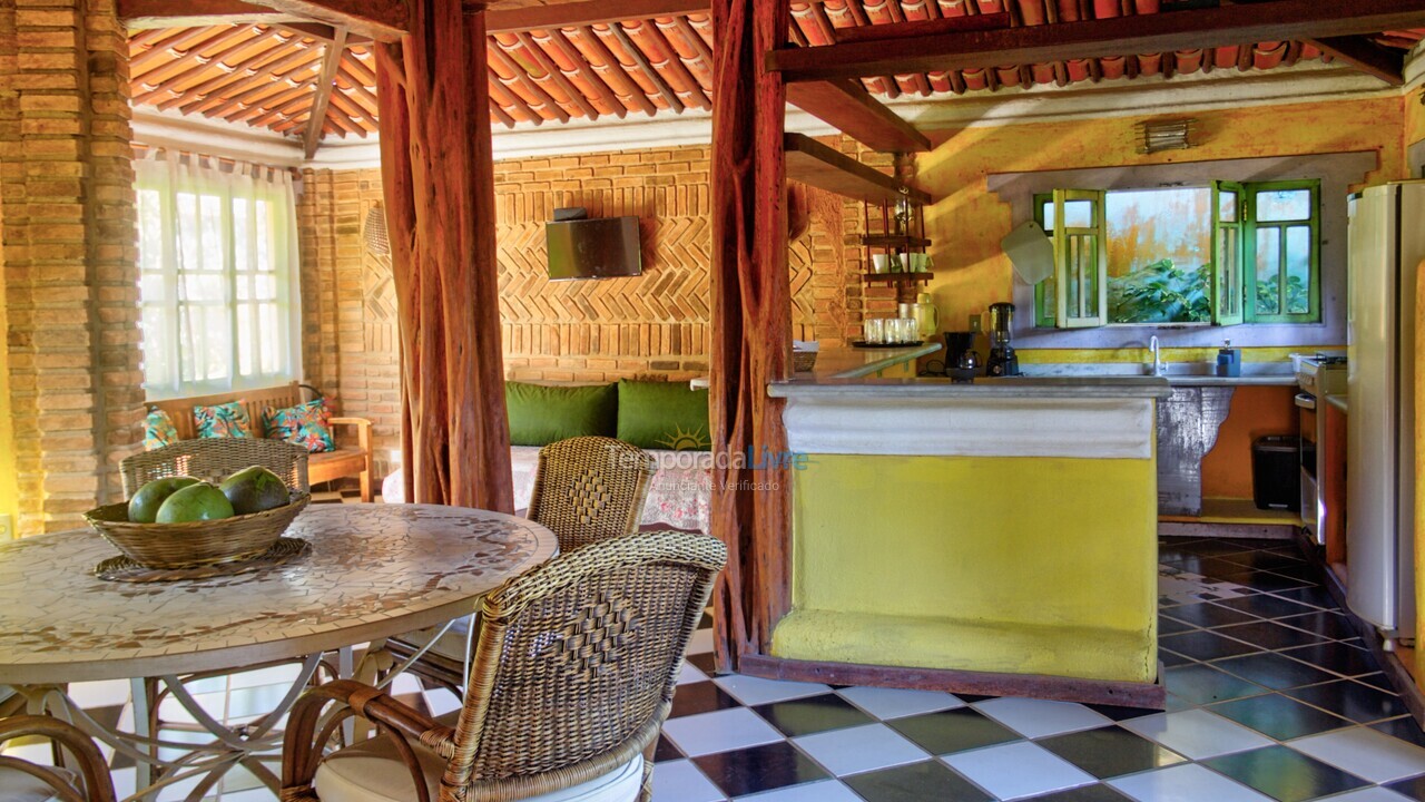 Casa para alquiler de vacaciones em Arraial D´Ajuda (Loteamento de Parracho)