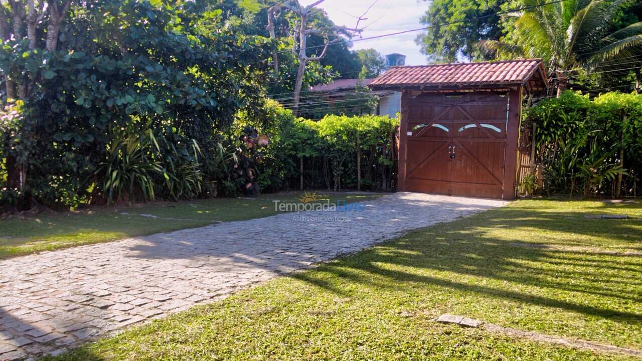 Casa para alquiler de vacaciones em Arraial D´Ajuda (Loteamento de Parracho)