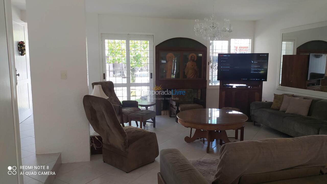 House for vacation rental in Florianopolis (Canasvieiras)