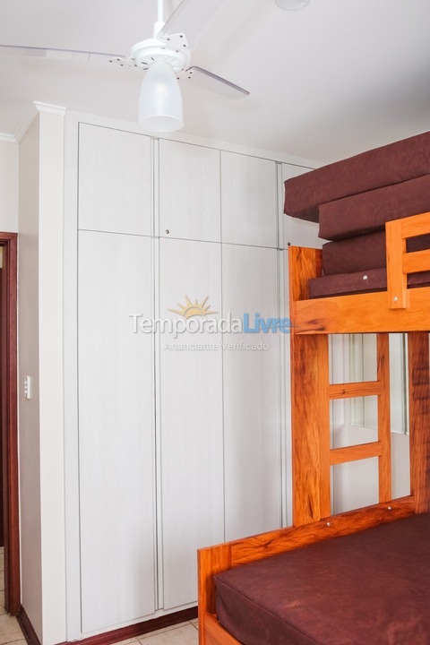 Apartamento para aluguel de temporada em Ubatuba (Praia Grande)