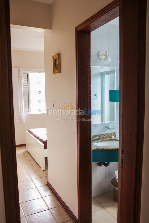 Apartamento para aluguel de temporada em Ubatuba (Praia Grande)