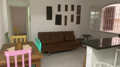 Sala com sofá cama de casal