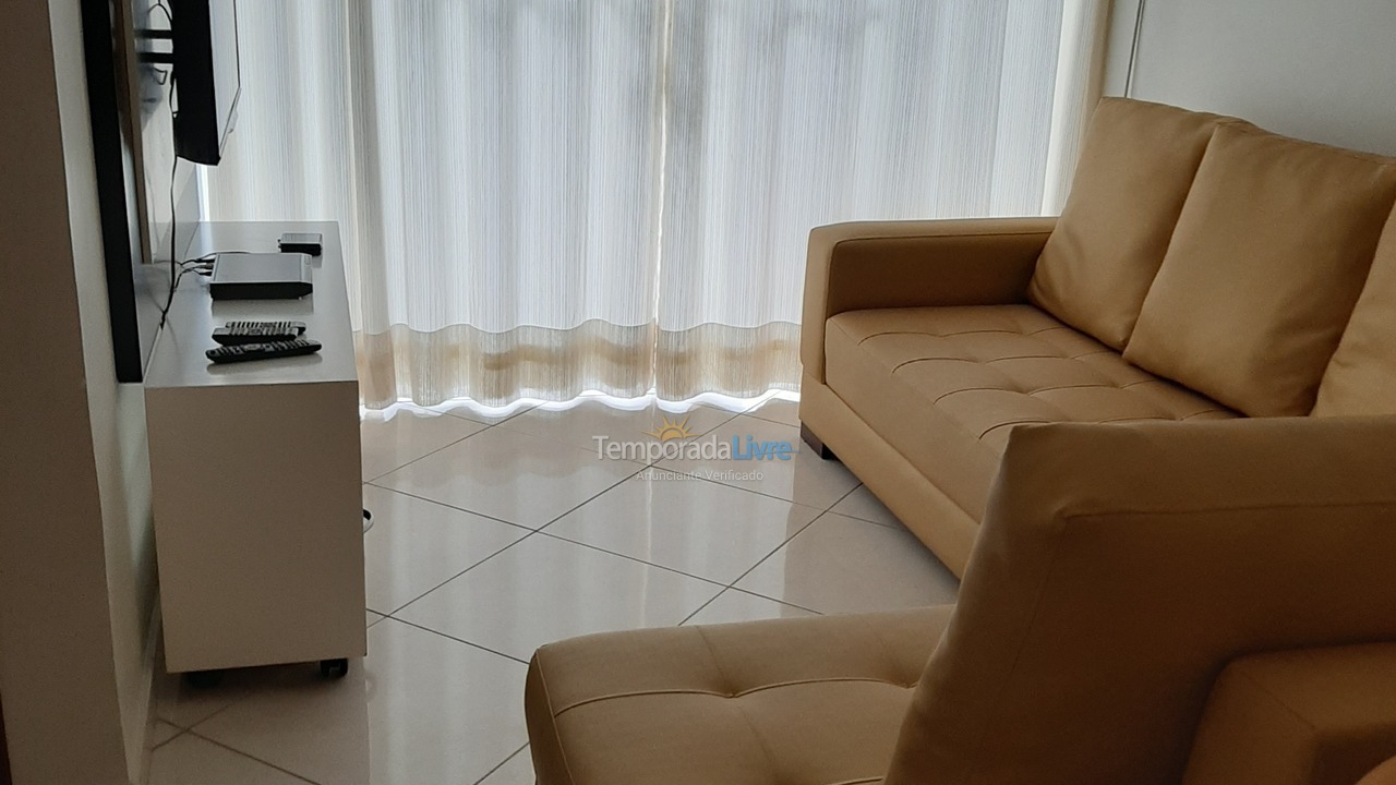 Casa para aluguel de temporada em Guarujá (Pitangueiras)