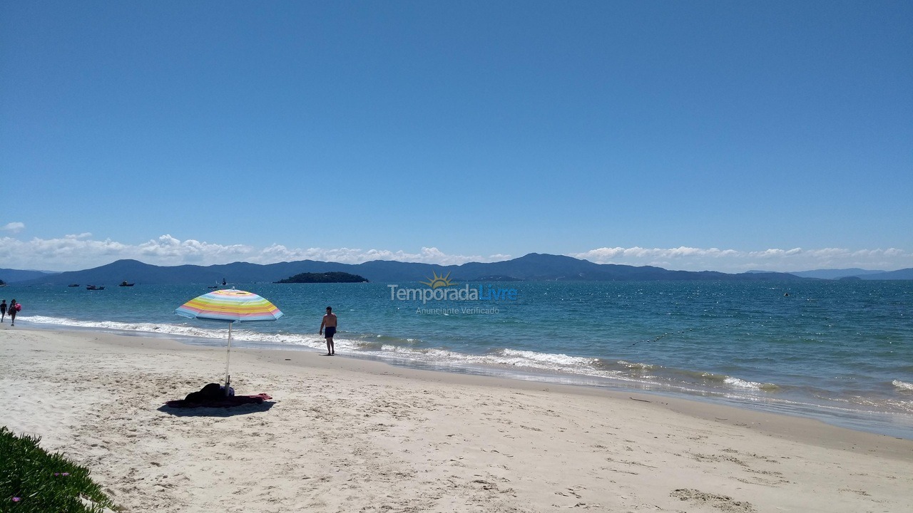 Apartamento para aluguel de temporada em Florianópolis (Cachoeira do Bom Jesus)