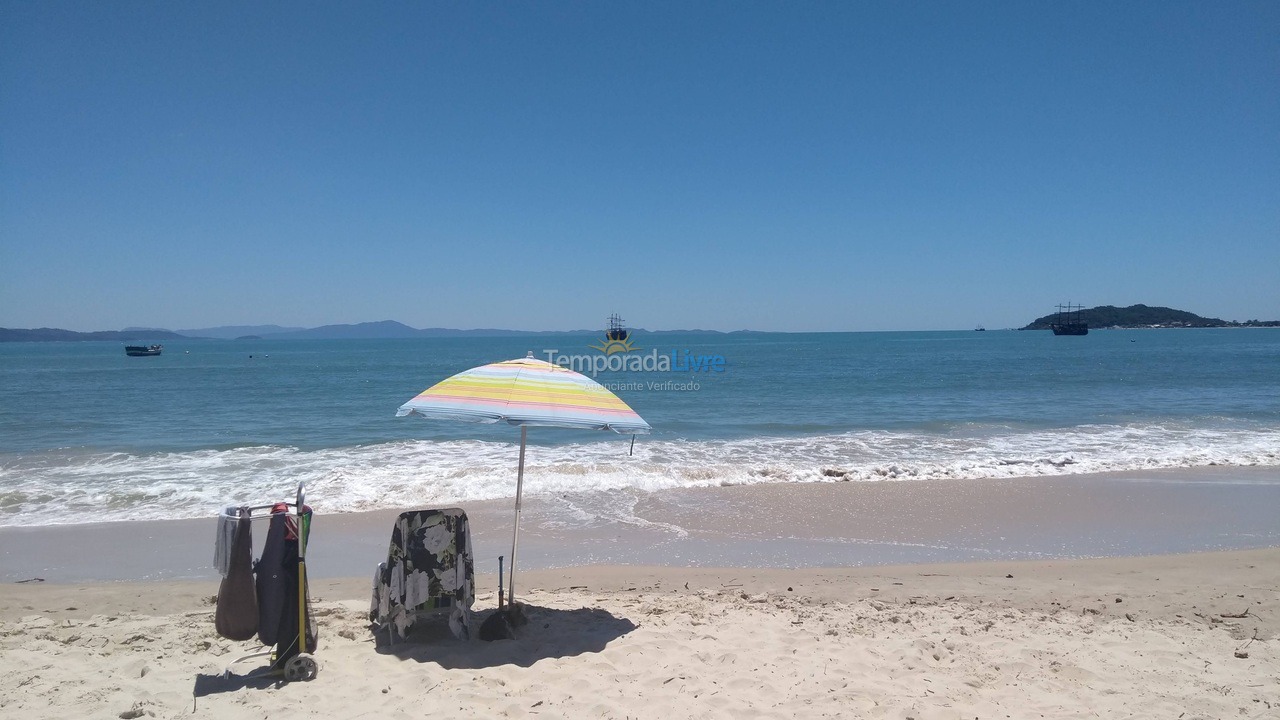 Apartamento para aluguel de temporada em Florianópolis (Cachoeira do Bom Jesus)