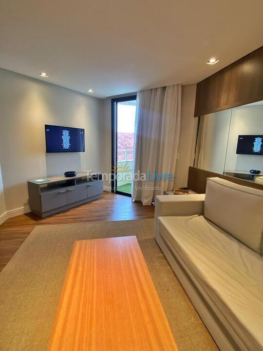 Apartamento para aluguel de temporada em Florianópolis (Praia Brava)