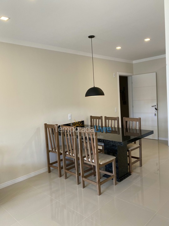 Apartment for vacation rental in Bombinhas (Praia de Bombinhas)