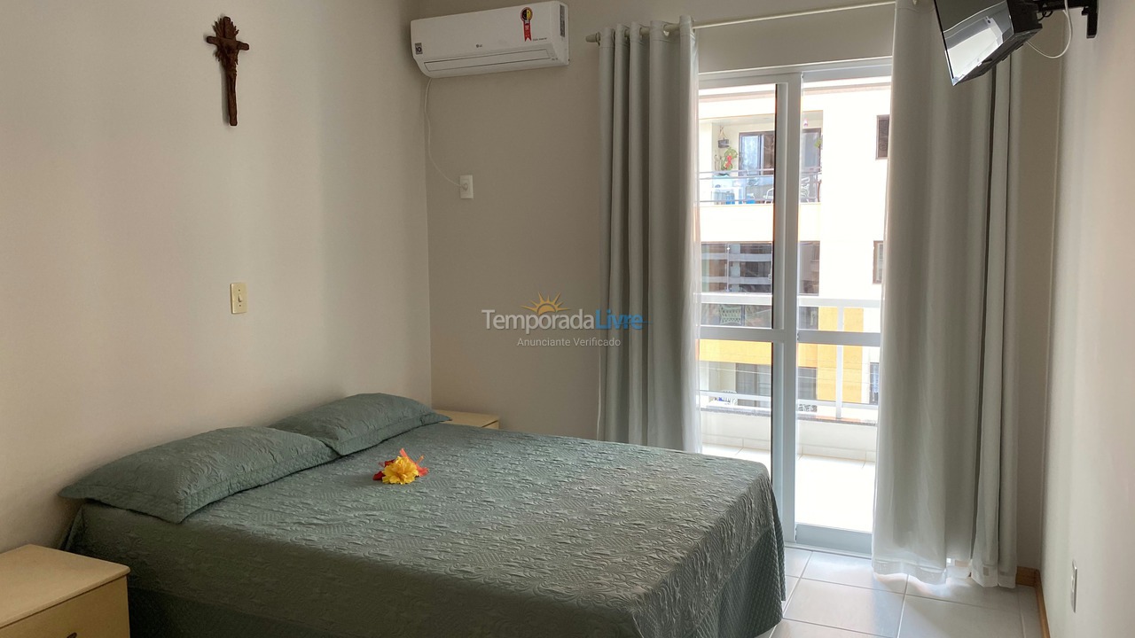 Apartment for vacation rental in Itapema (Meia Praia)