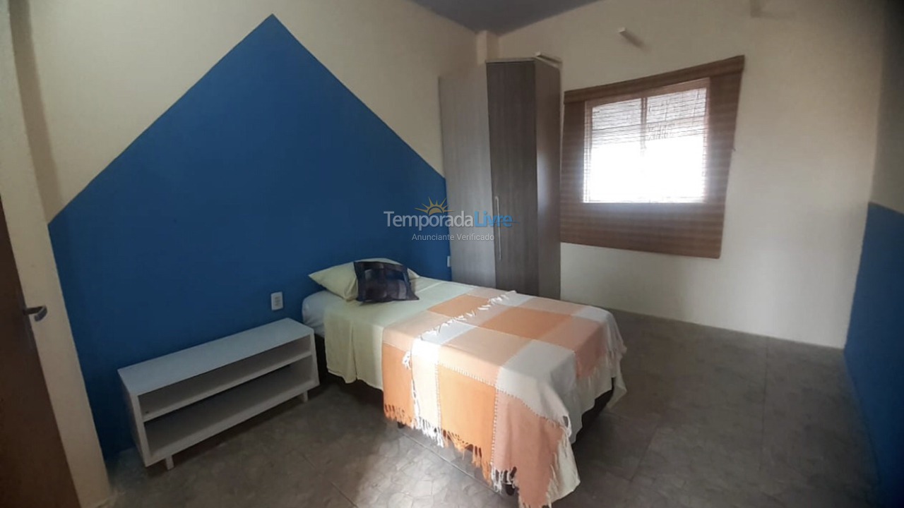 Casa para alquiler de vacaciones em Lauro de Freitas (Jardim Aeroporto)