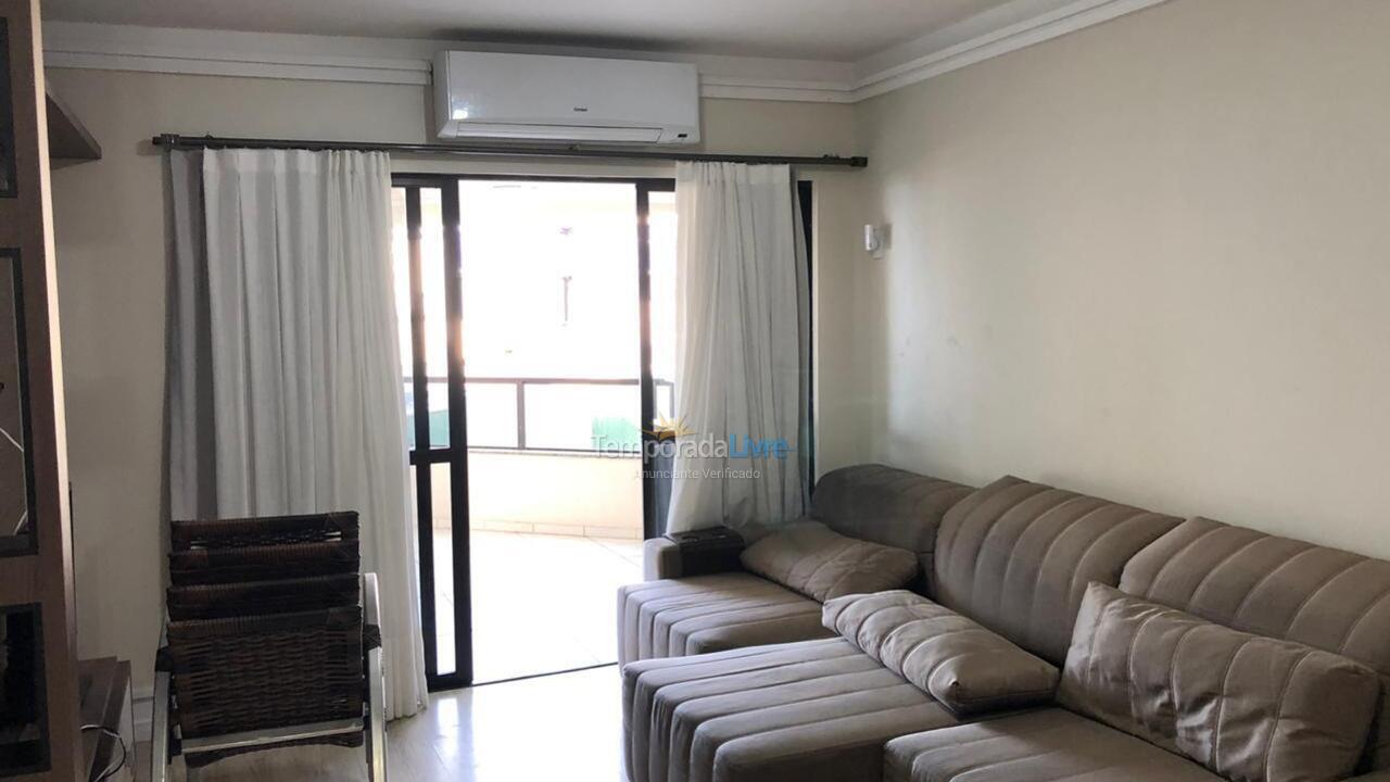 Apartment for vacation rental in Itapema (Meia Praia)