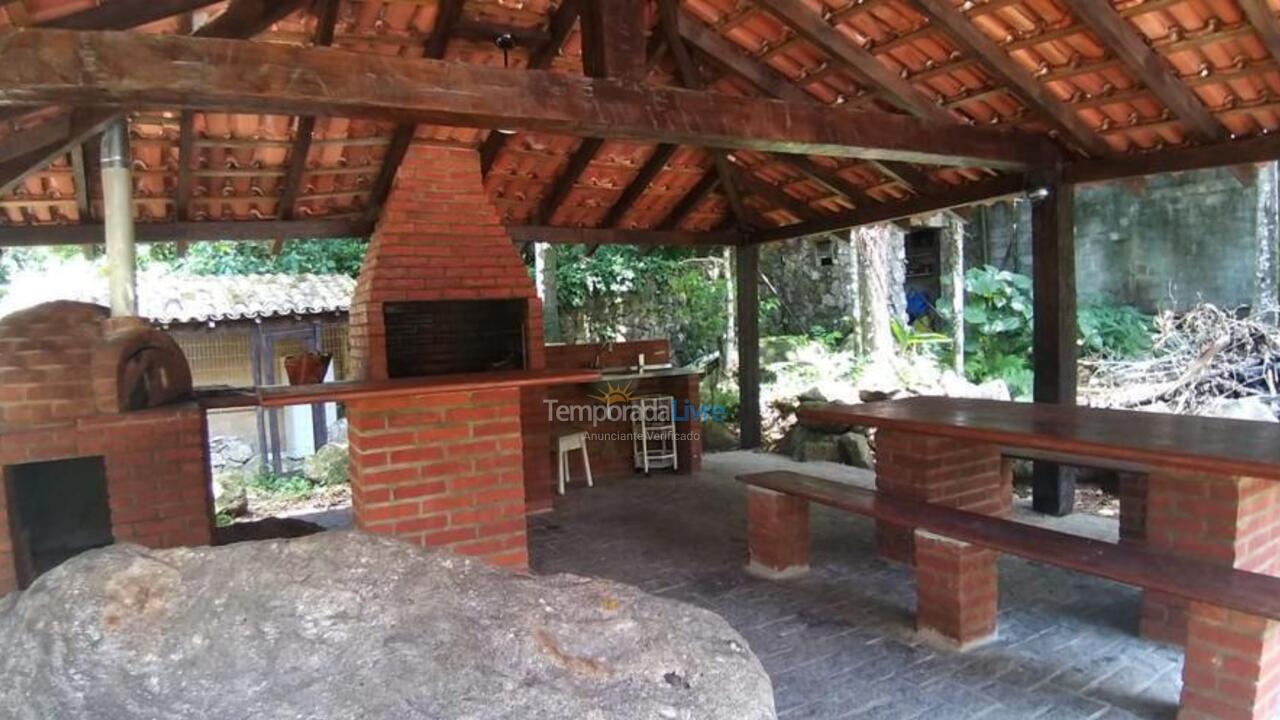 Casa para aluguel de temporada em São Sebastião (Maresias)