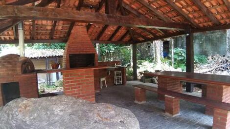 Linda Casa para Alugar por temporada em São Sebastião - Maresias