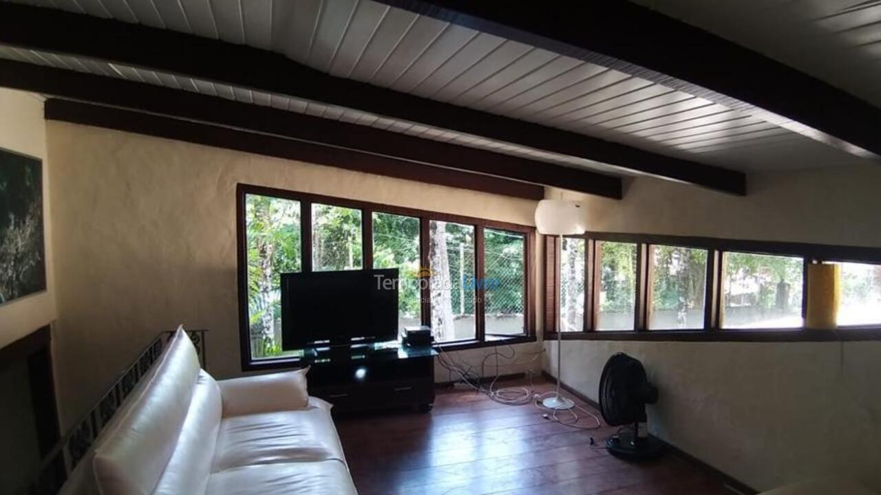 Casa para aluguel de temporada em São Sebastião (Maresias)