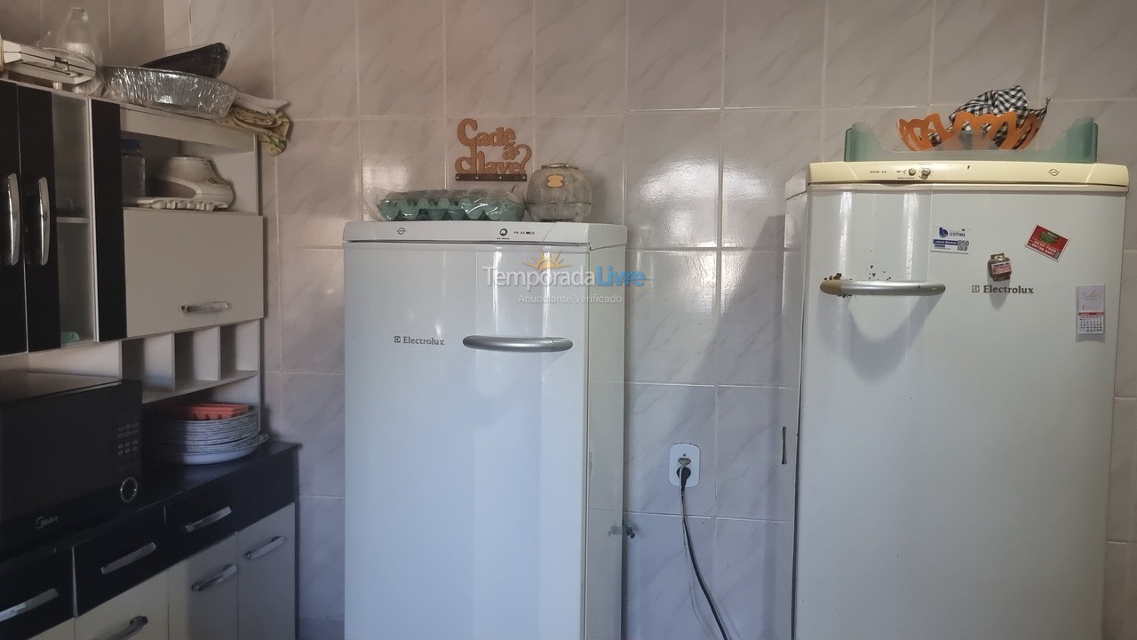 Casa para aluguel de temporada em Cabo Frio (Unamar)