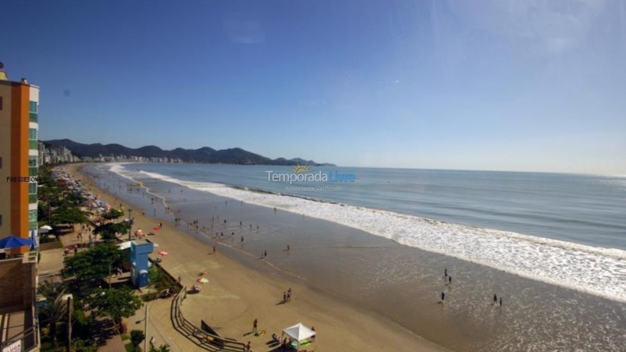 Apartment for vacation rental in Itapema (Meia Praia)