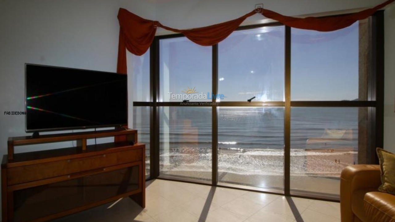 Apartment for vacation rental in Itapema (Meia Praia)