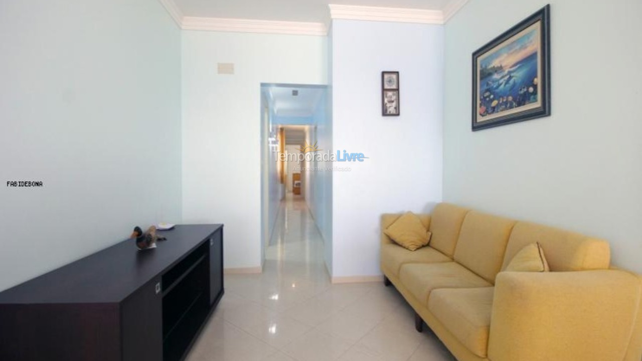 Apartment for vacation rental in Itapema (Meia Praia)