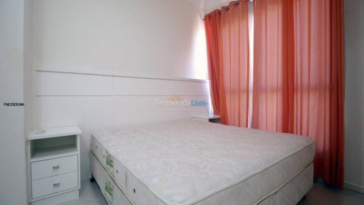 Apartment for vacation rental in Itapema (Meia Praia)