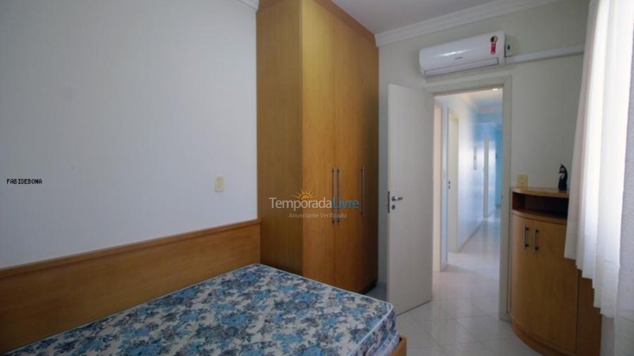 Apartment for vacation rental in Itapema (Meia Praia)